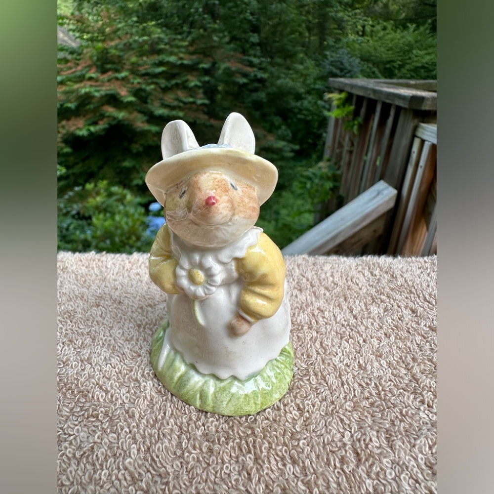 Royal Doulton Primrose Woodmouse Figurine